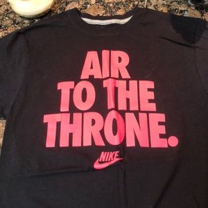 Nike women’s shirt